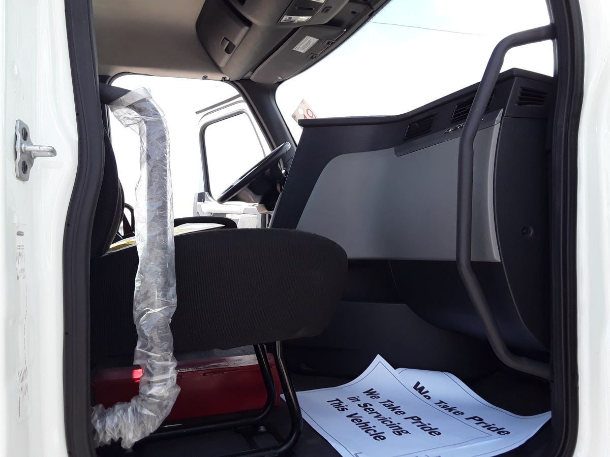 2020 Freightliner/Mercedes NEW CASCADIA 116 278212