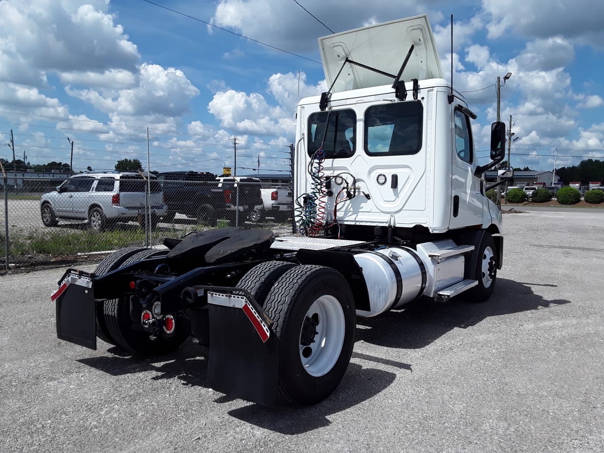 2020 Freightliner/Mercedes NEW CASCADIA 116 278212