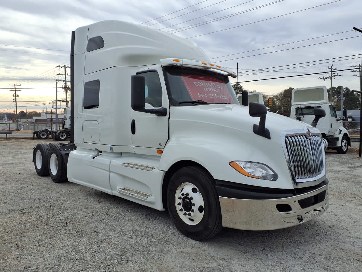 2020 Navistar International LT625 SLPR CAB 278324