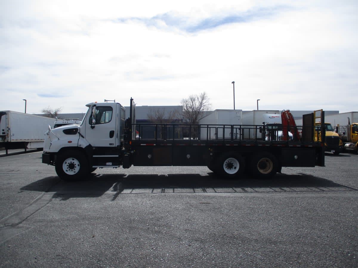 2019 Freightliner 114SD - image 23