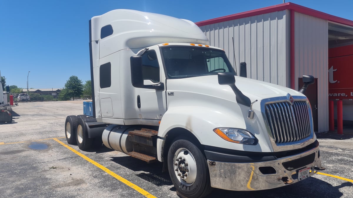 2020 Navistar International LT625 SLPR CAB 278393