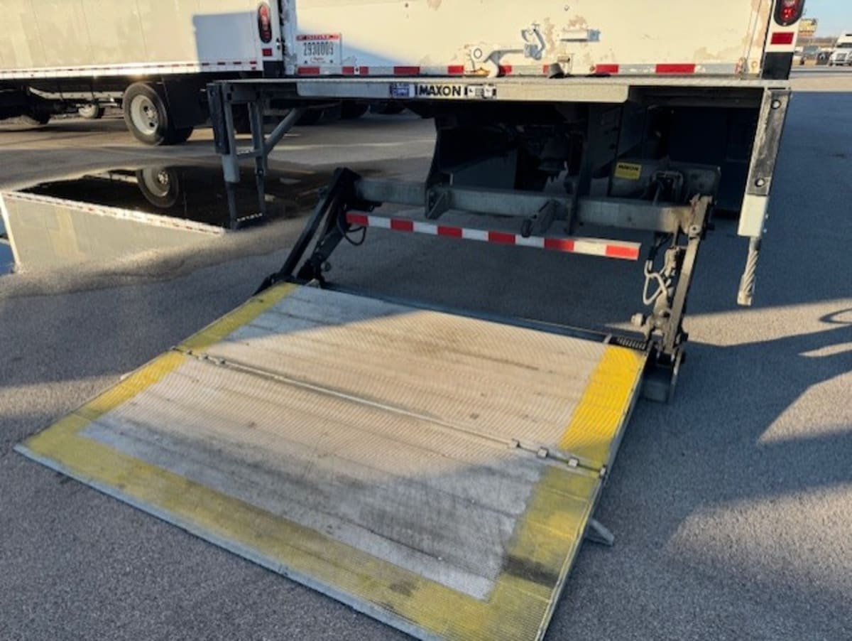 2020 Freightliner/Mercedes M2 106 278628