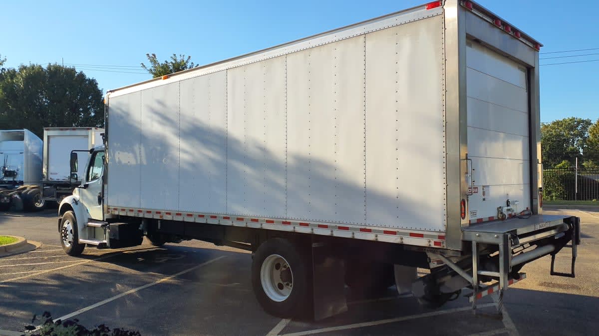 2020 Freightliner M2 106 in Bolingbrook, IL — photo 6