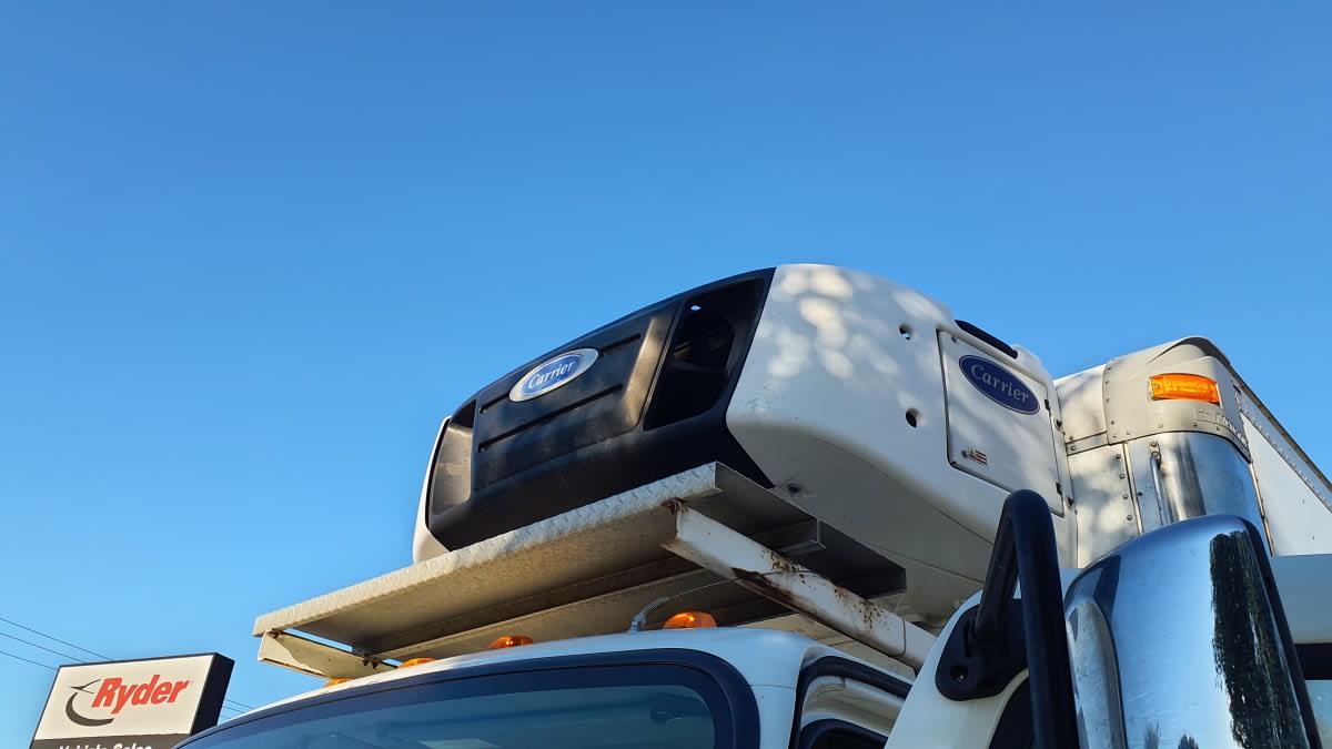 2020 Freightliner M2 106 in Bolingbrook, IL — photo 7