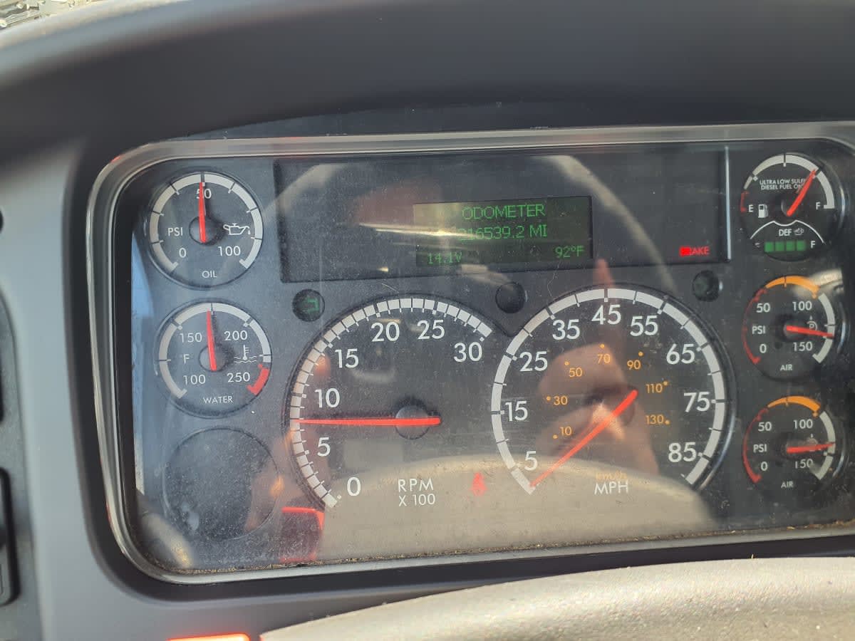 2020 Freightliner M2 106 278865