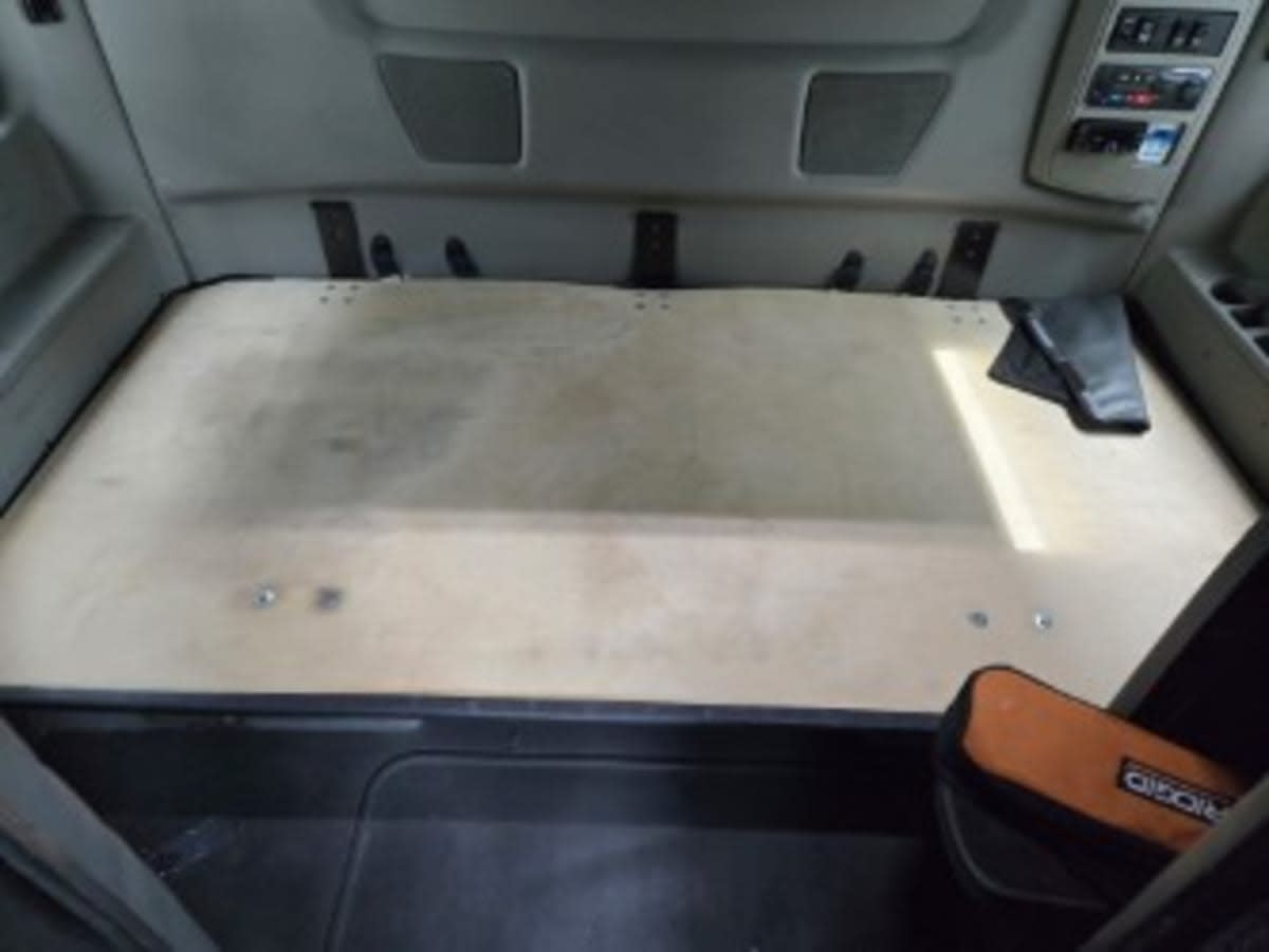 2020 International - image 13