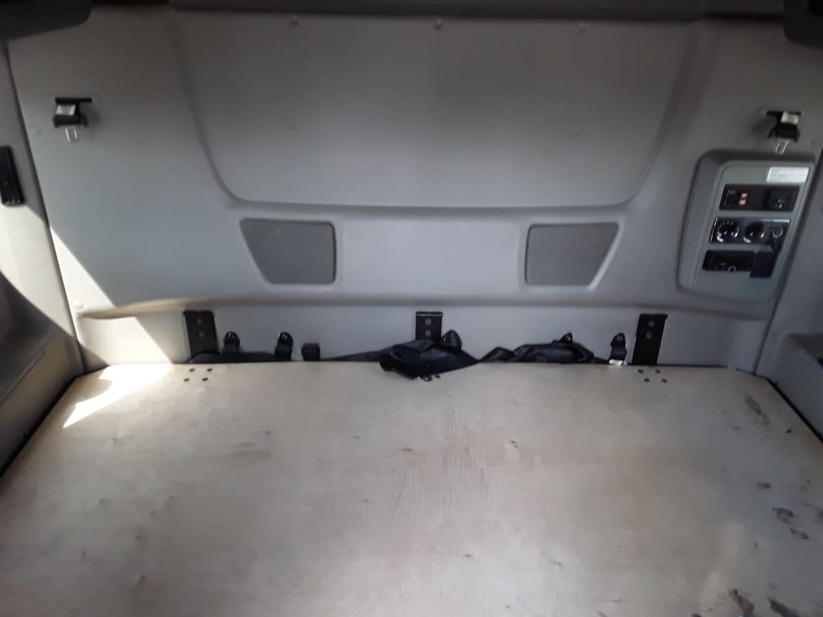 2020 Navistar International LT625 SLPR CAB 279042