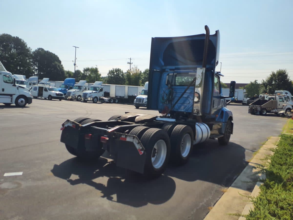 2020 International LT in Atlanta, GA — photo 4