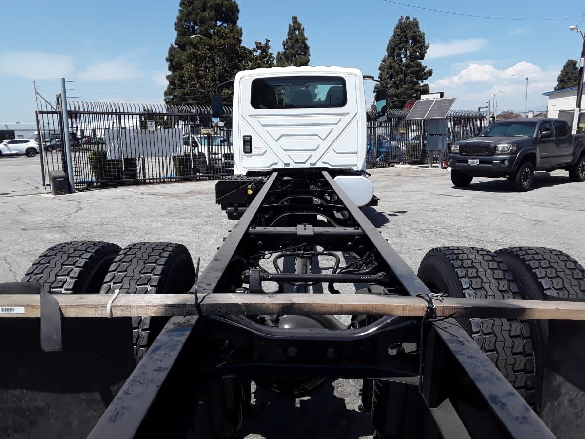 2020 International MV in Montebello, CA — photo 8