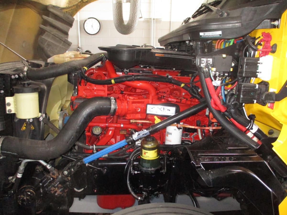 2020 International LT in Commerce City, CO — photo 8