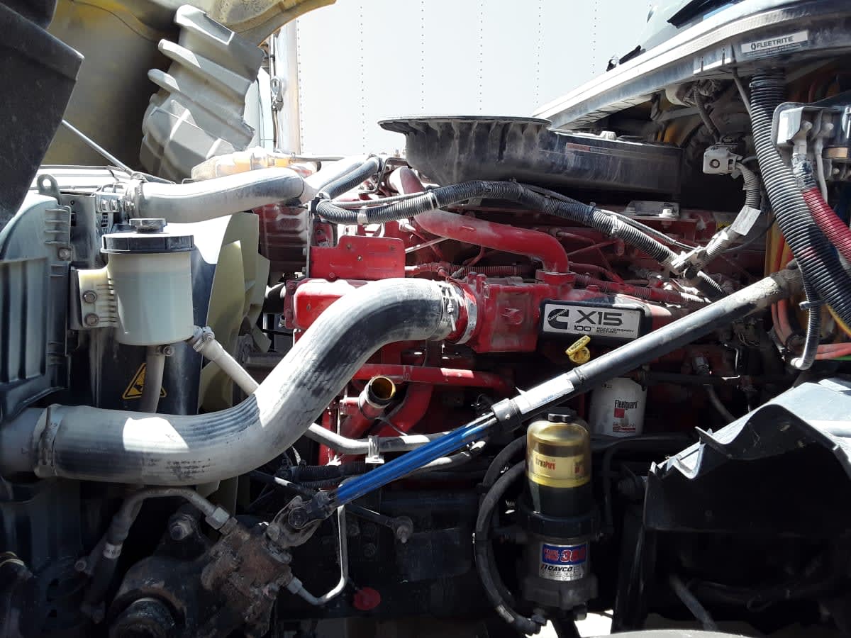 2020 International LT in Kansas City, MO — photo 8