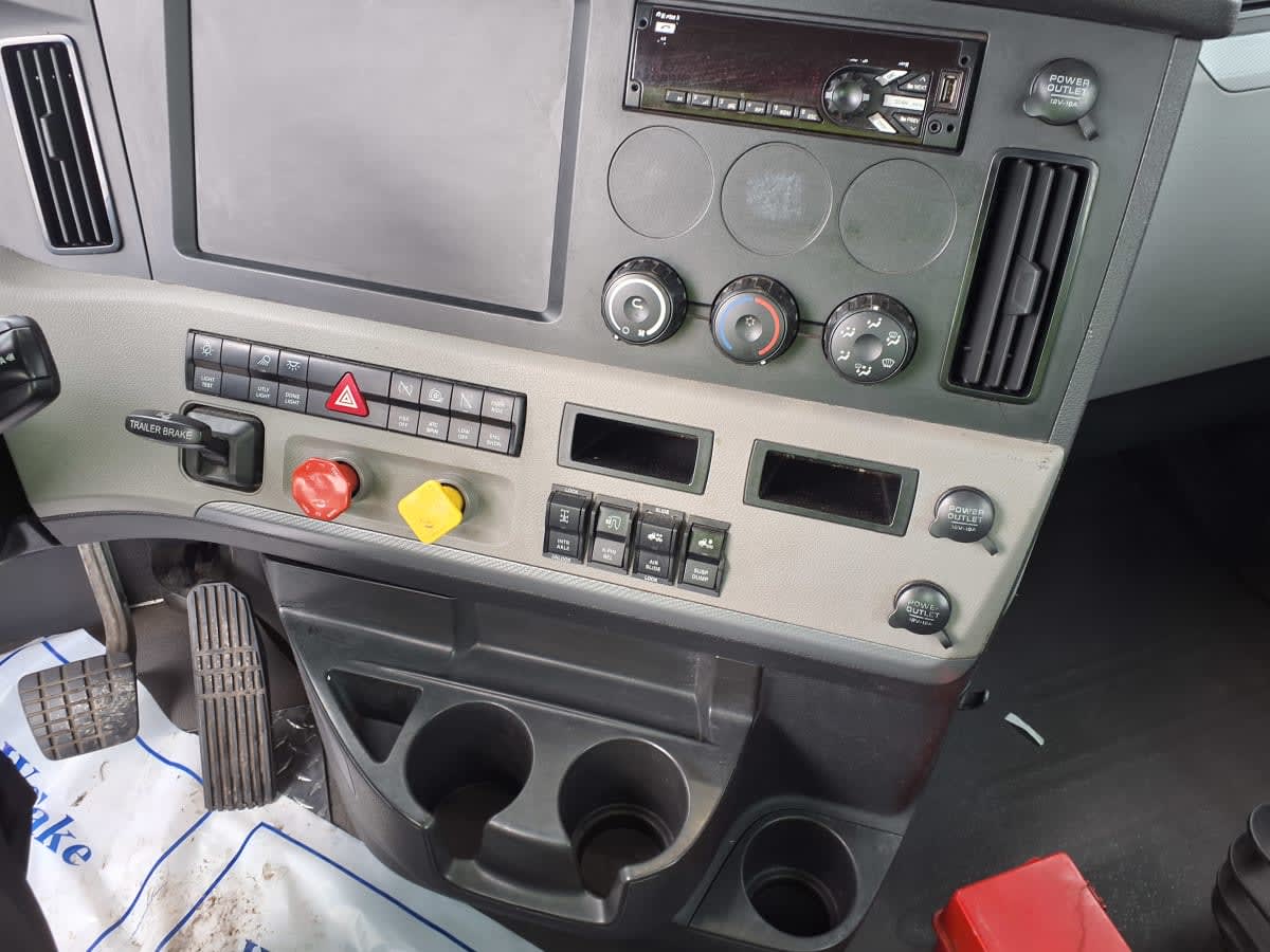 2020 Freightliner/Mercedes NEW CASCADIA PX12664 279505