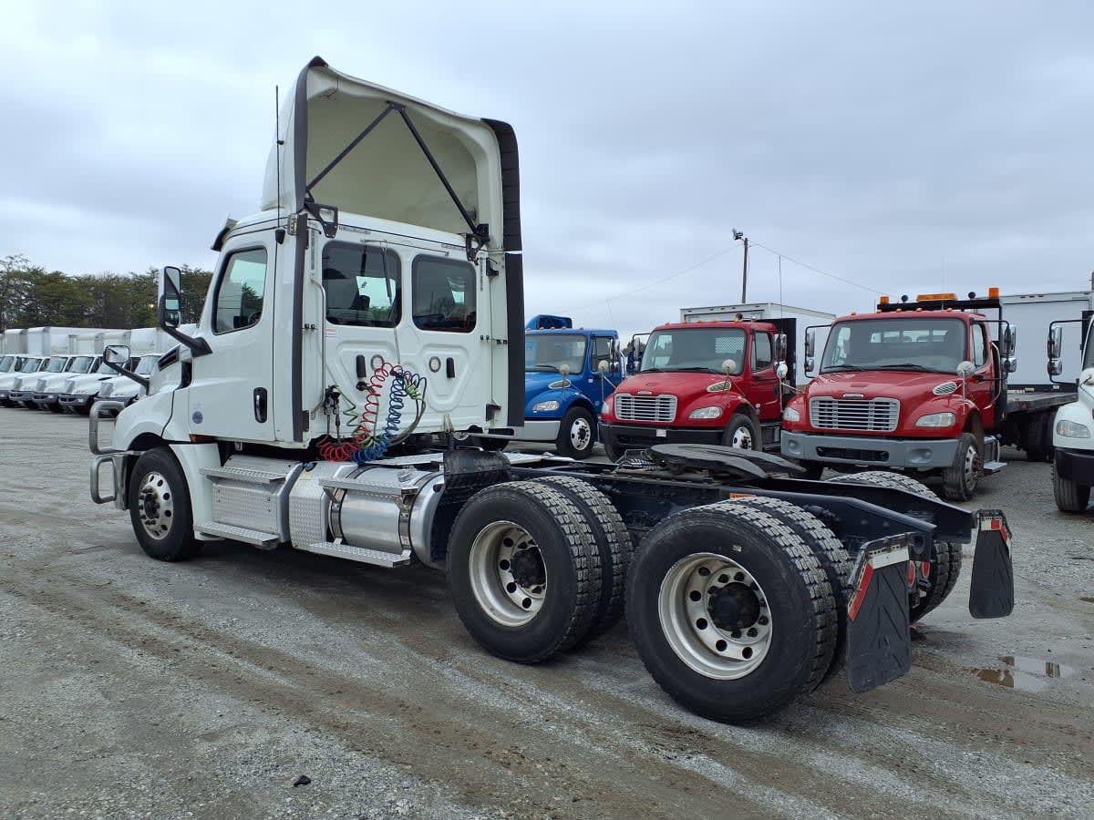 2020 Freightliner/Mercedes NEW CASCADIA PX12664 279505