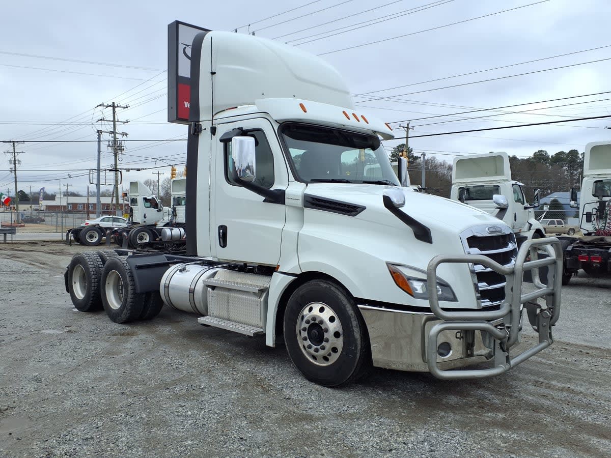 2020 Freightliner/Mercedes NEW CASCADIA PX12664 279505