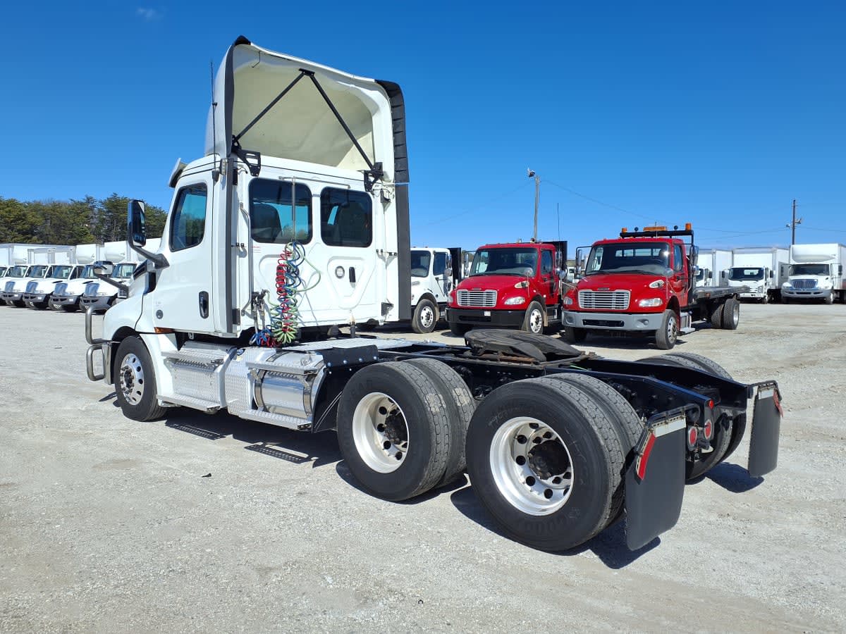 2020 Freightliner/Mercedes NEW CASCADIA PX12664 279511