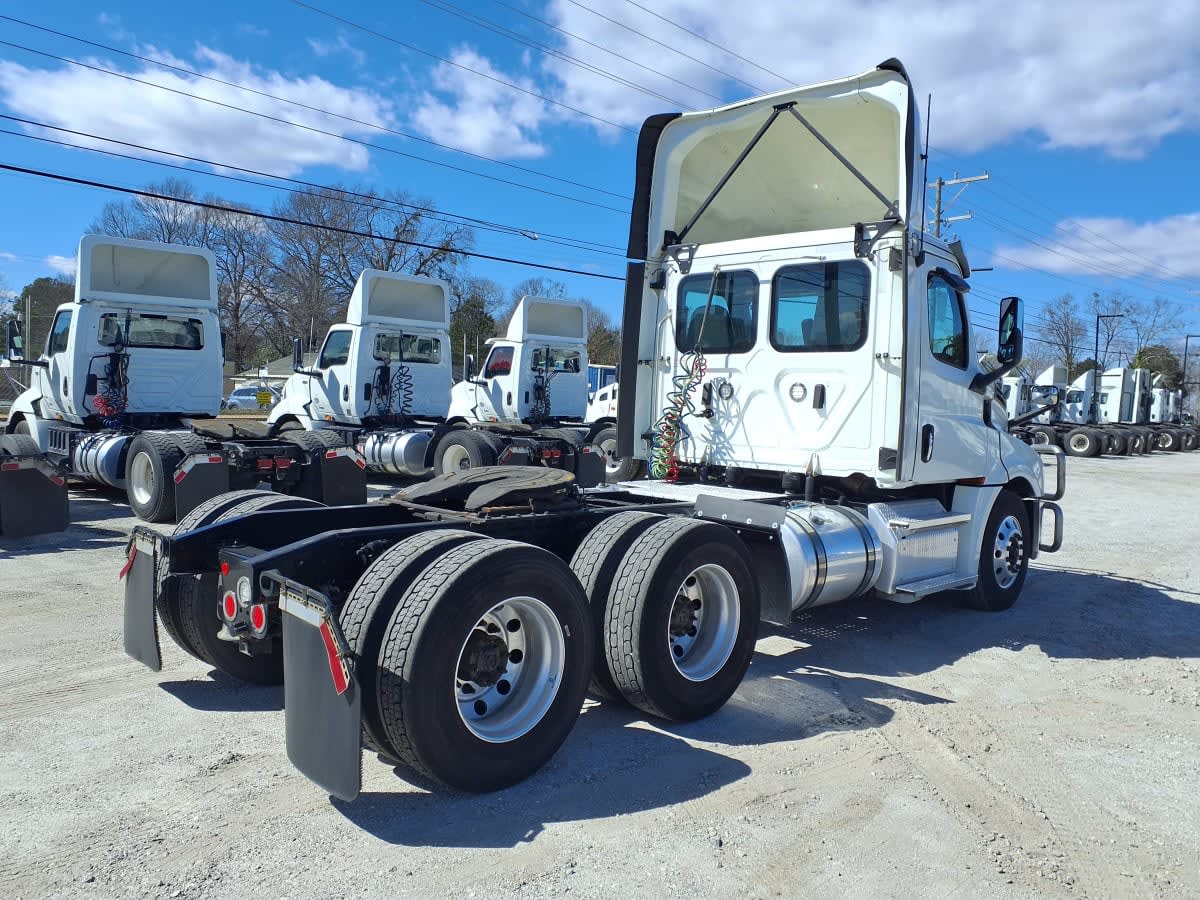 2020 Freightliner/Mercedes NEW CASCADIA PX12664 279511