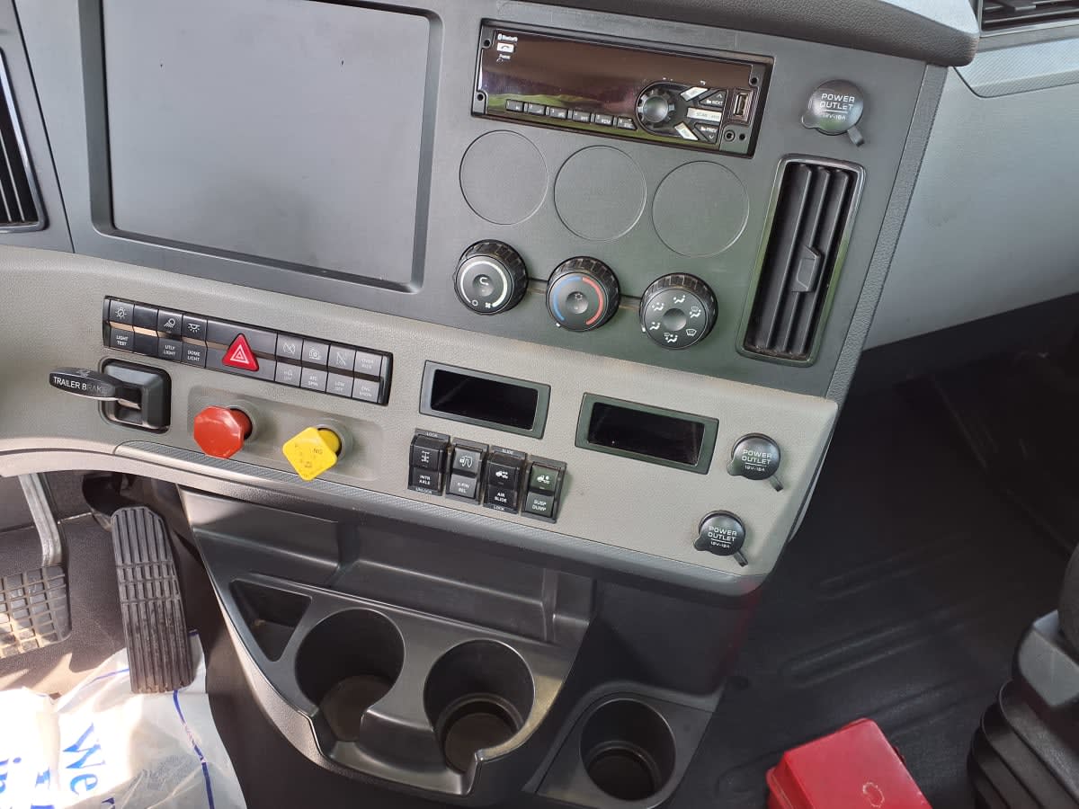 2020 Freightliner/Mercedes NEW CASCADIA PX12664 279515