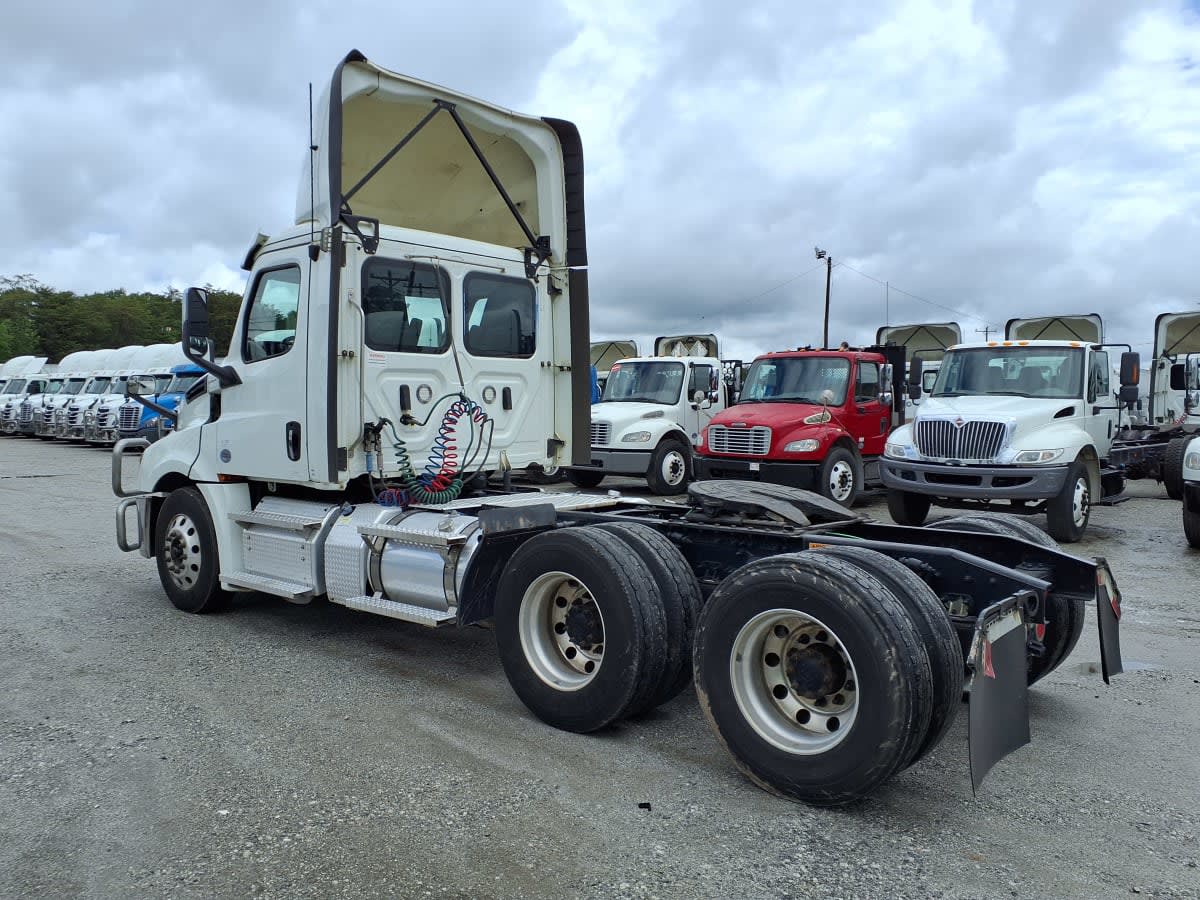 2020 Freightliner/Mercedes NEW CASCADIA PX12664 279516