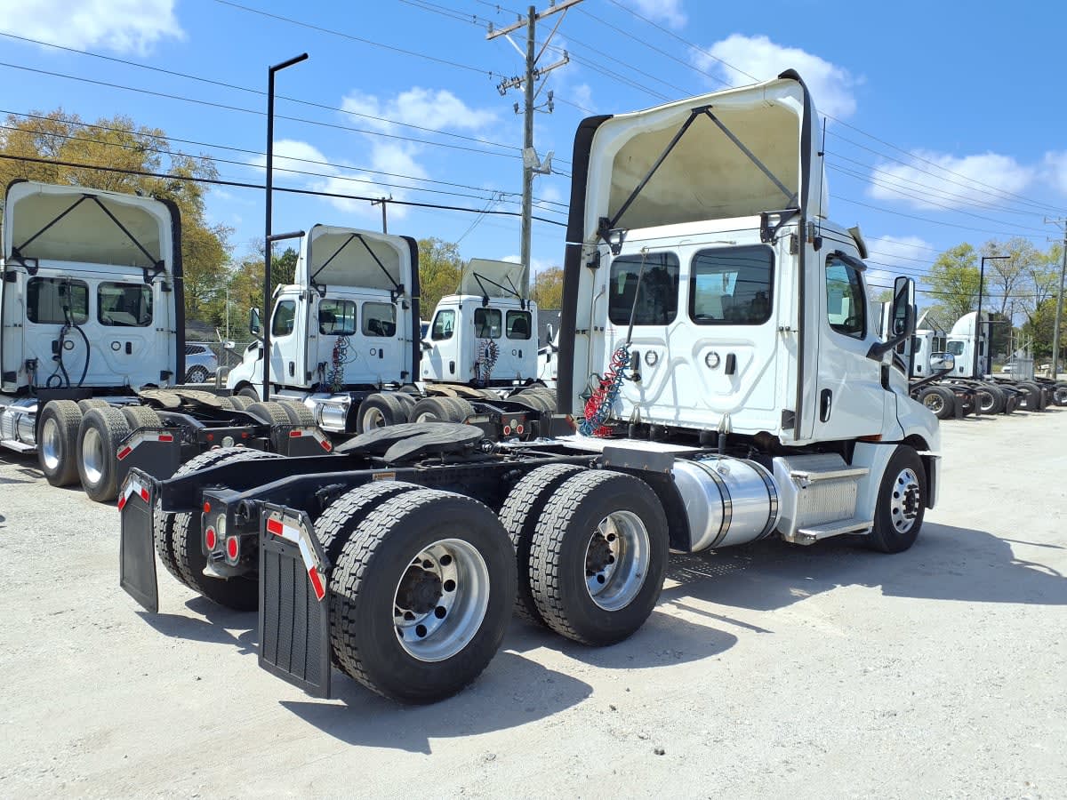 2020 Freightliner/Mercedes NEW CASCADIA PX12664 279539