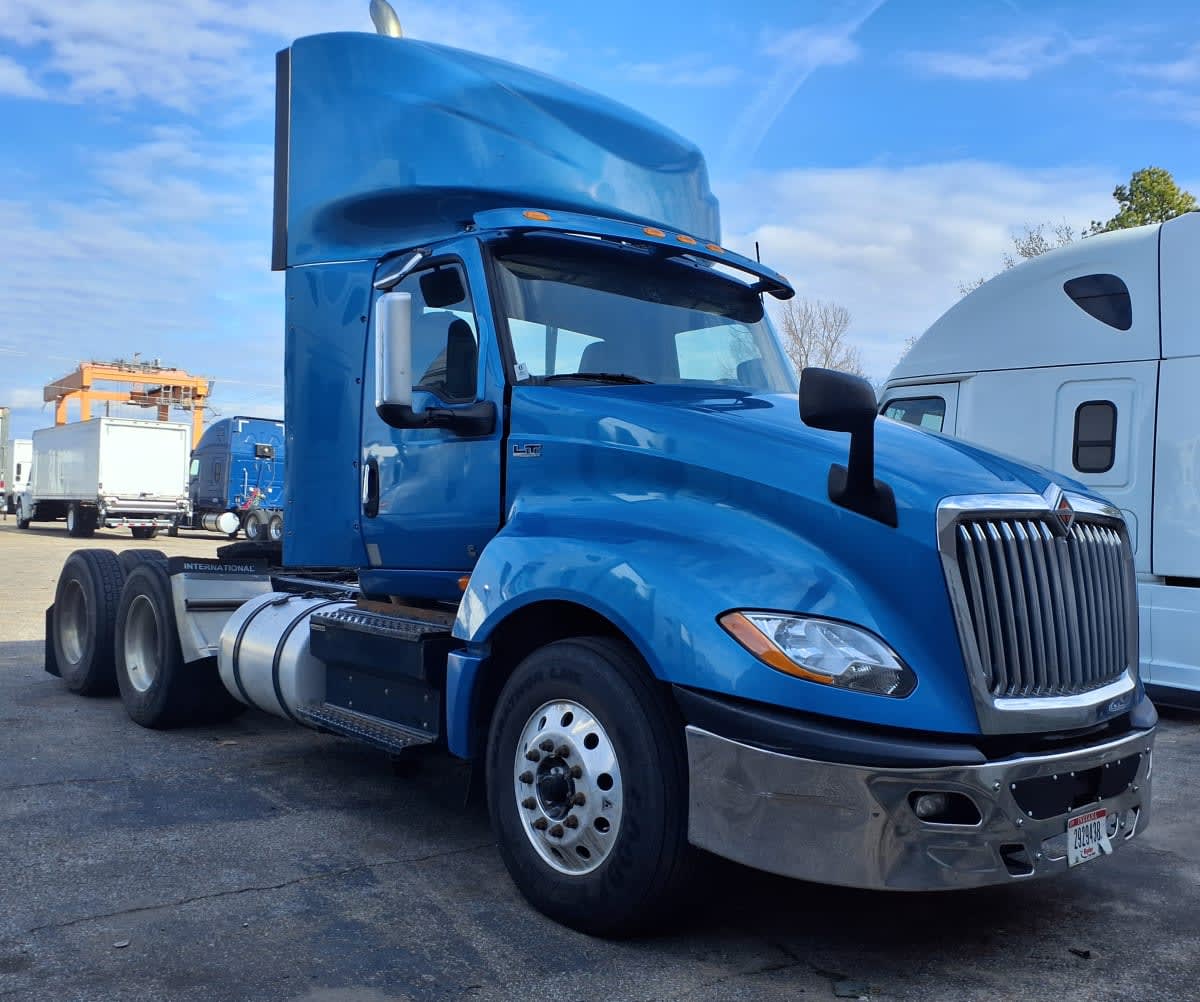 2020 Navistar International LT625 DAYCAB T/A 279578