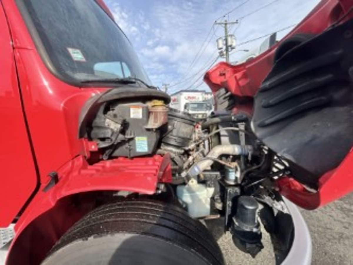 2020 Freightliner/Mercedes M2 106 279654