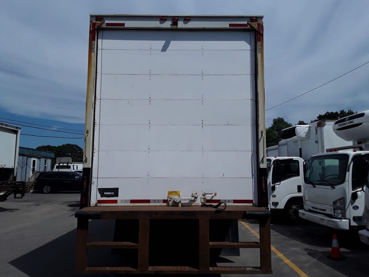 2020 Freightliner M2 106 279712