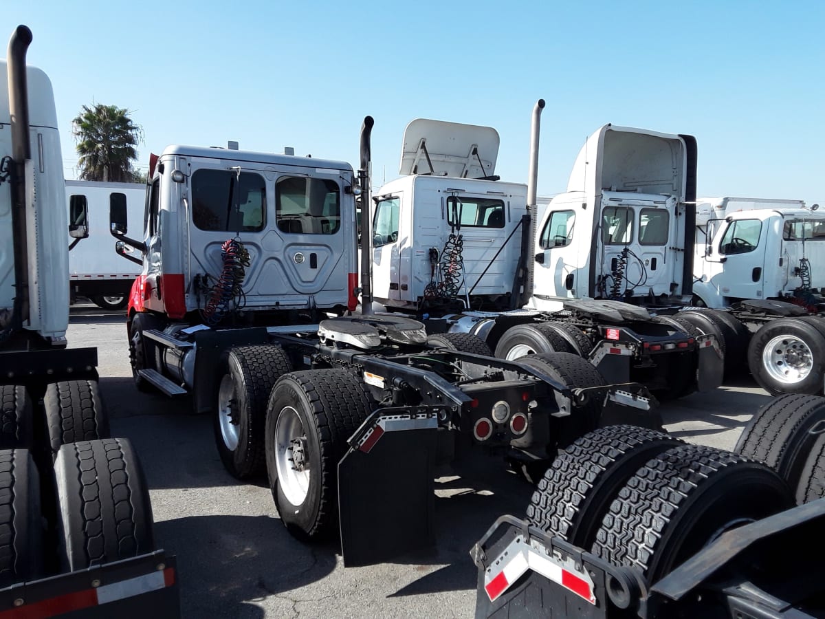 2020 Freightliner/Mercedes NEW CASCADIA 116 279820