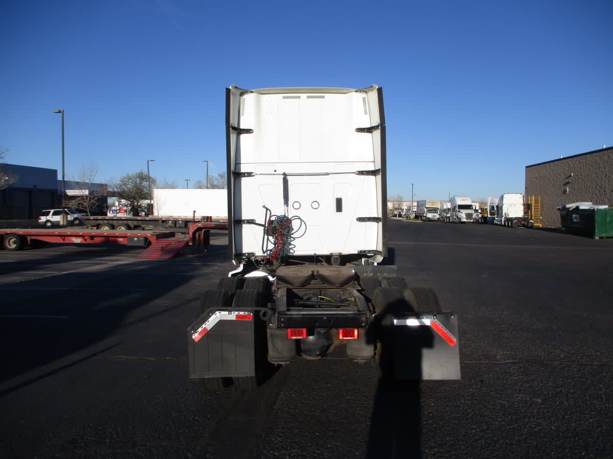 2020 International - image 5