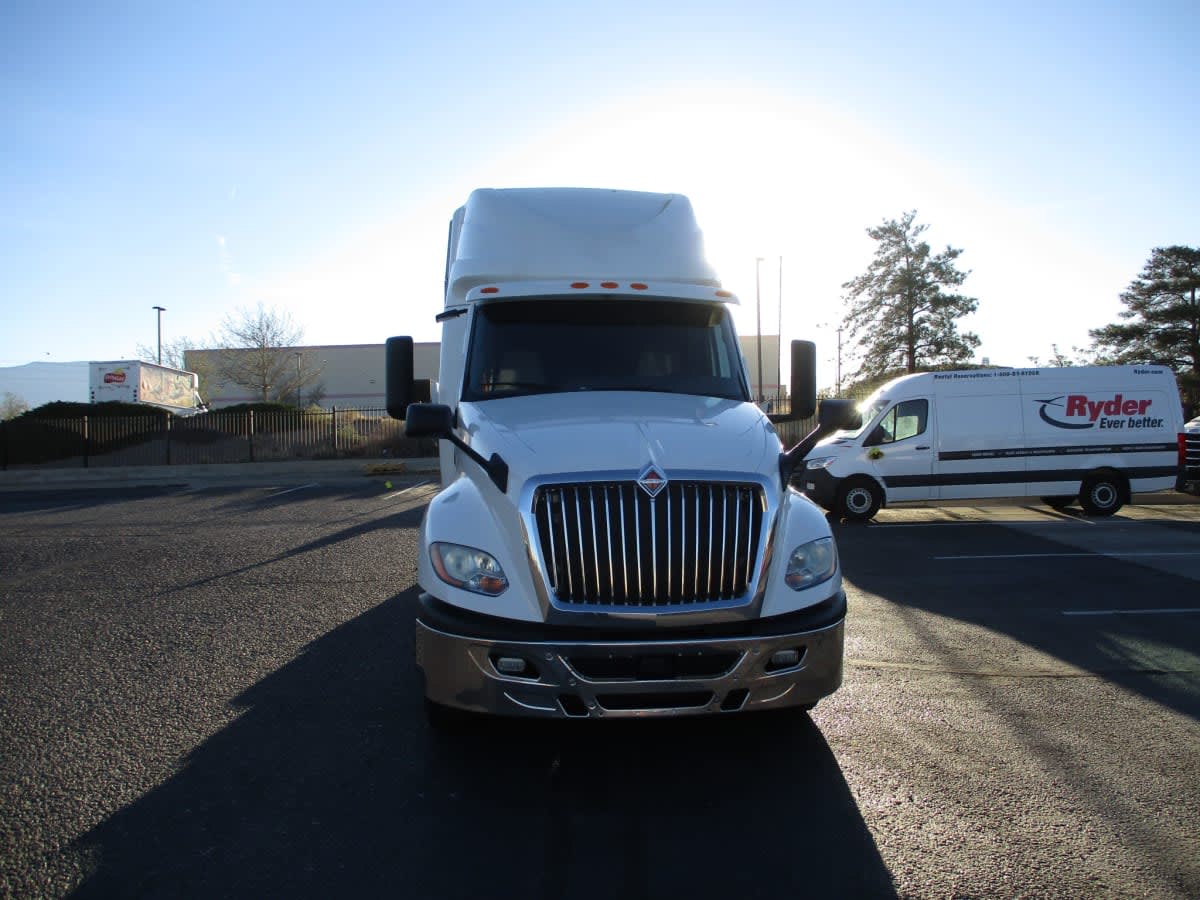 2020 International - image 2