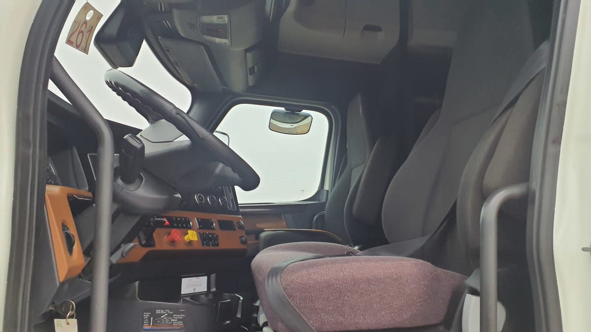 2020 Freightliner/Mercedes NEW CASCADIA PX12664 280284