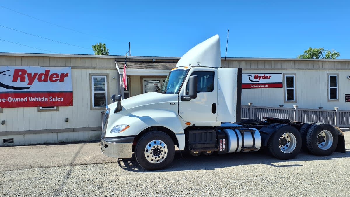 2020 Navistar International LT625 DAYCAB T/A 280340 2020 Navistar International LT625 DAYCAB T/A 280340