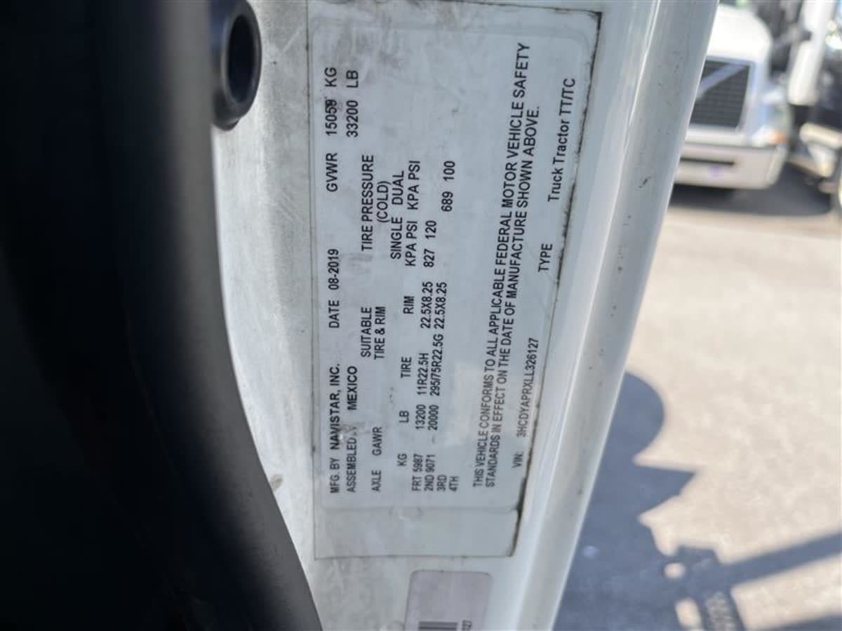 2020 International - image 9