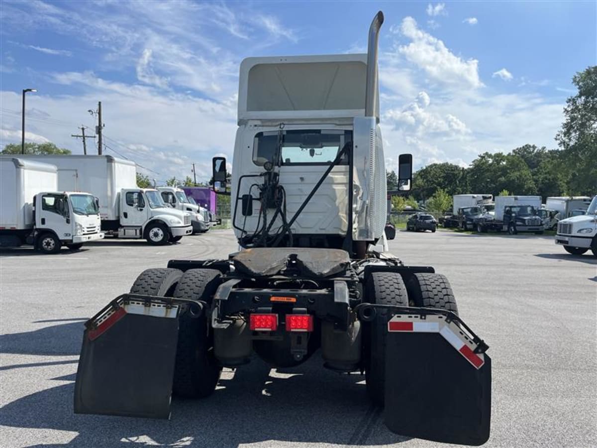 2020 International - image 5