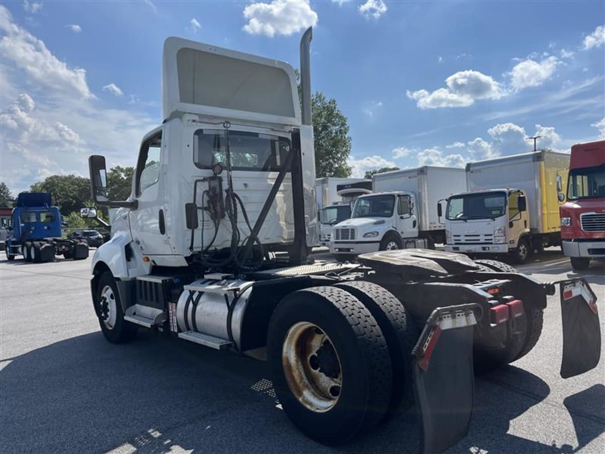 2020 International - image 6