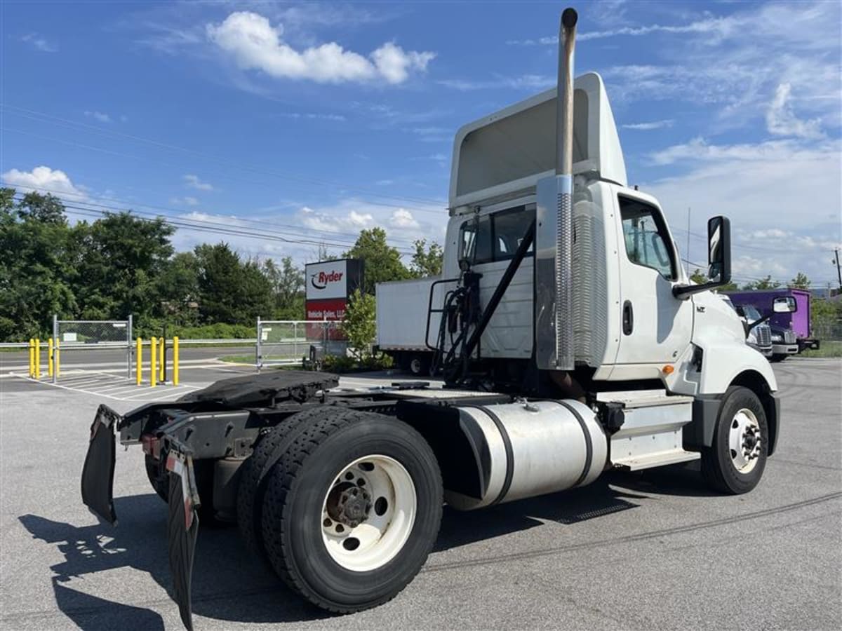 2020 International - image 4