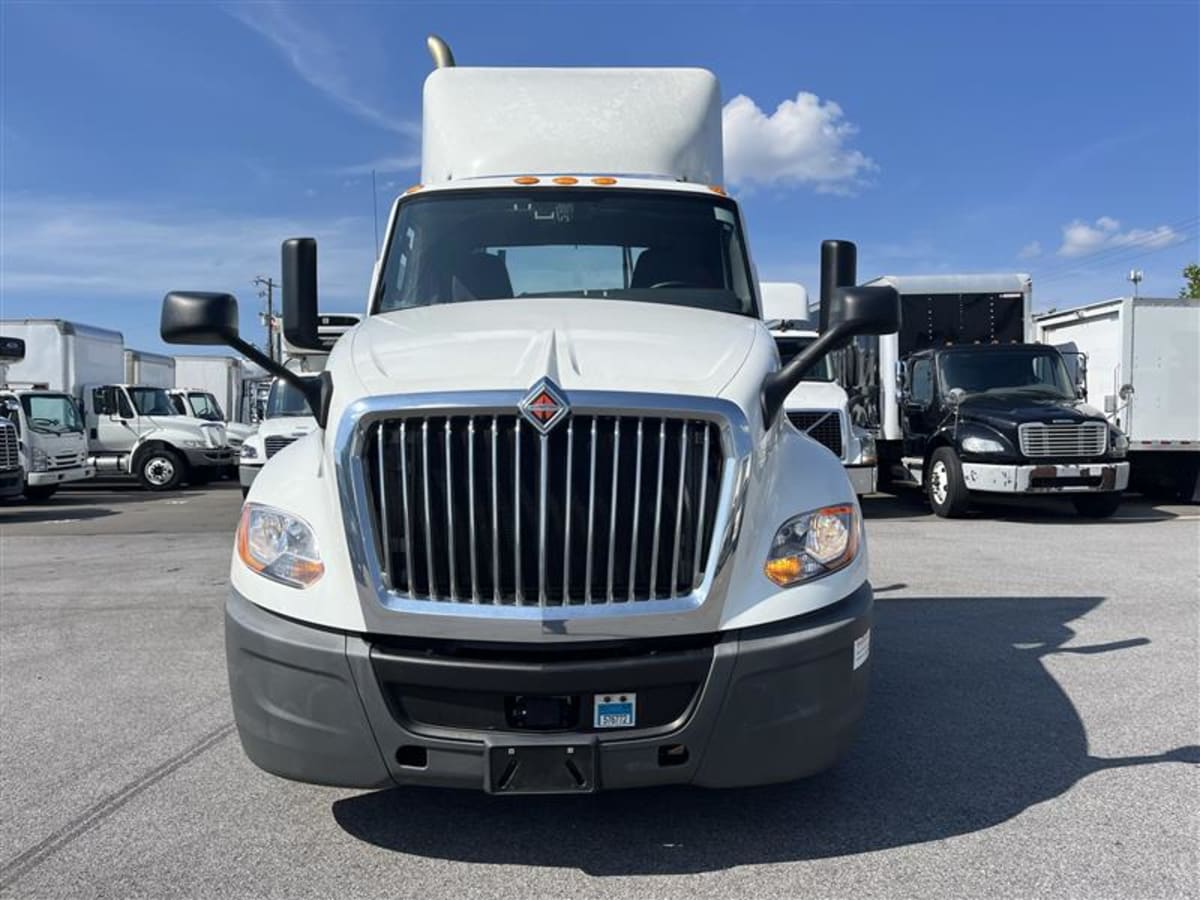 2020 International - image 2