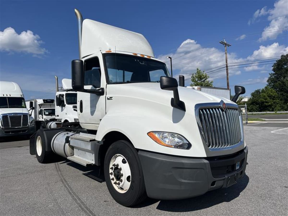 2020 International - image 3