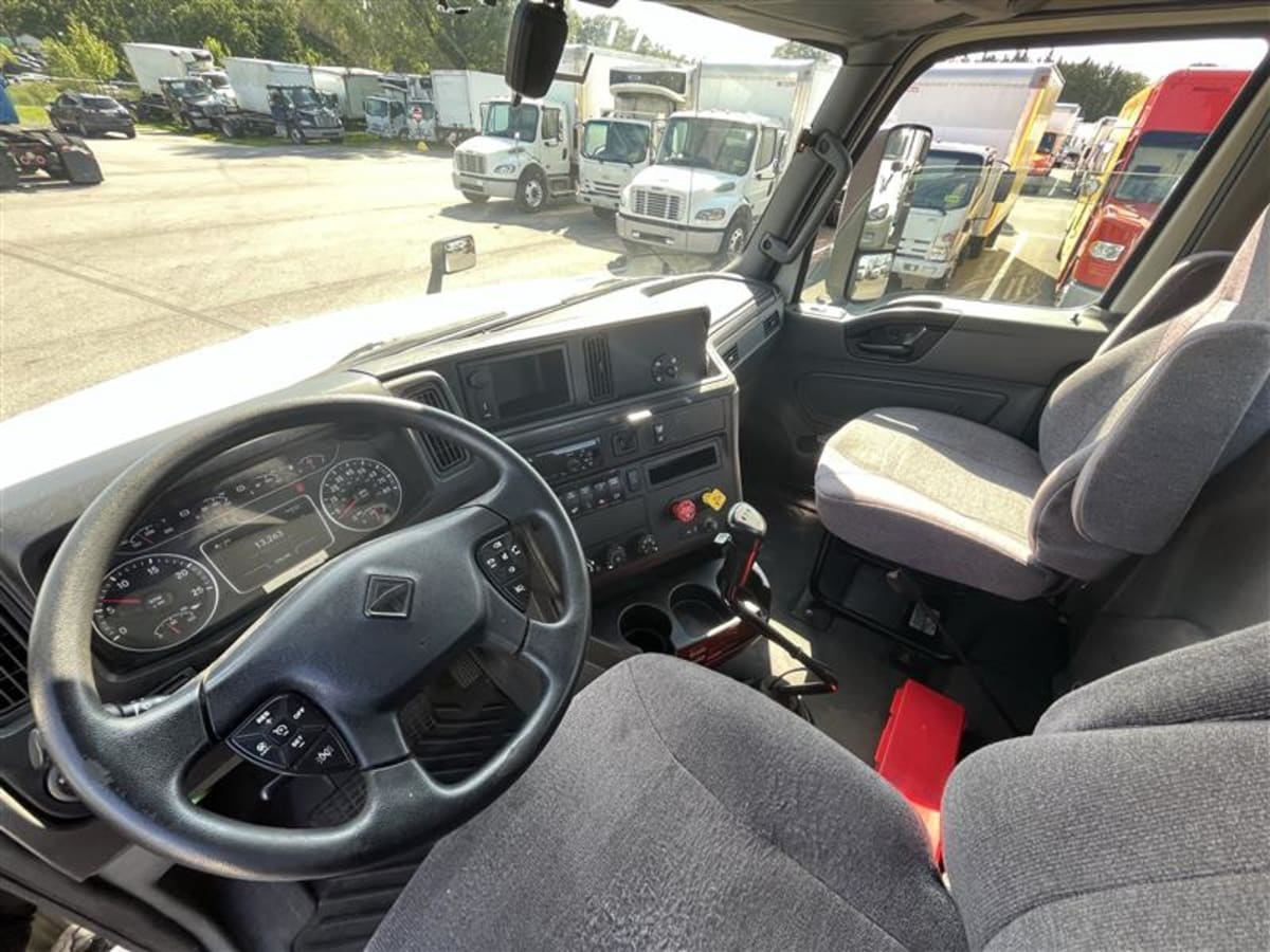 2020 International - image 7