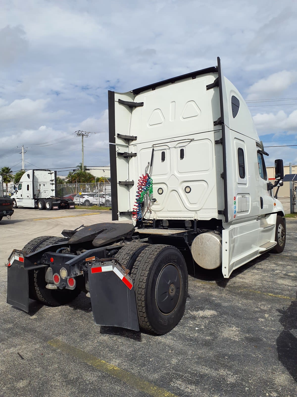 2020 Freightliner - image 4