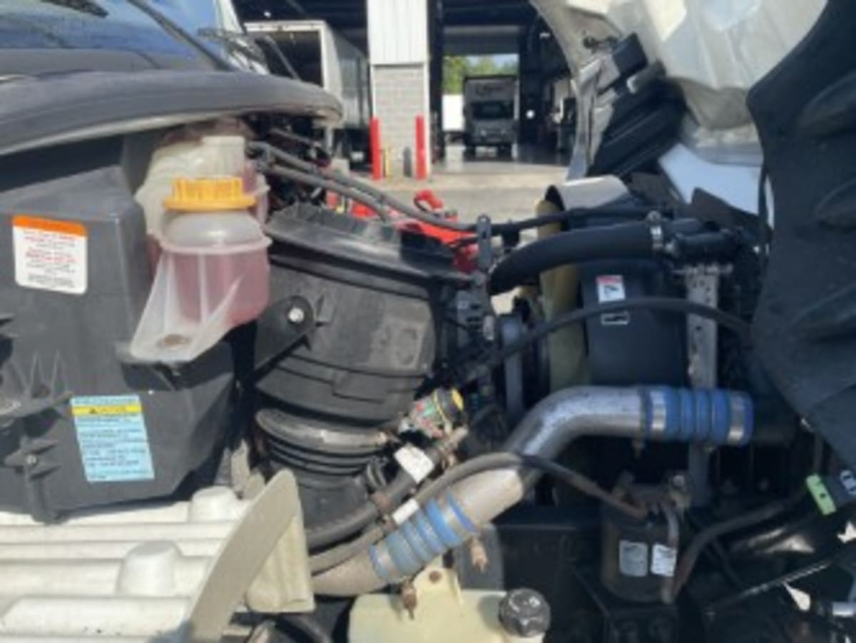 2020 Freightliner M2 106 280798