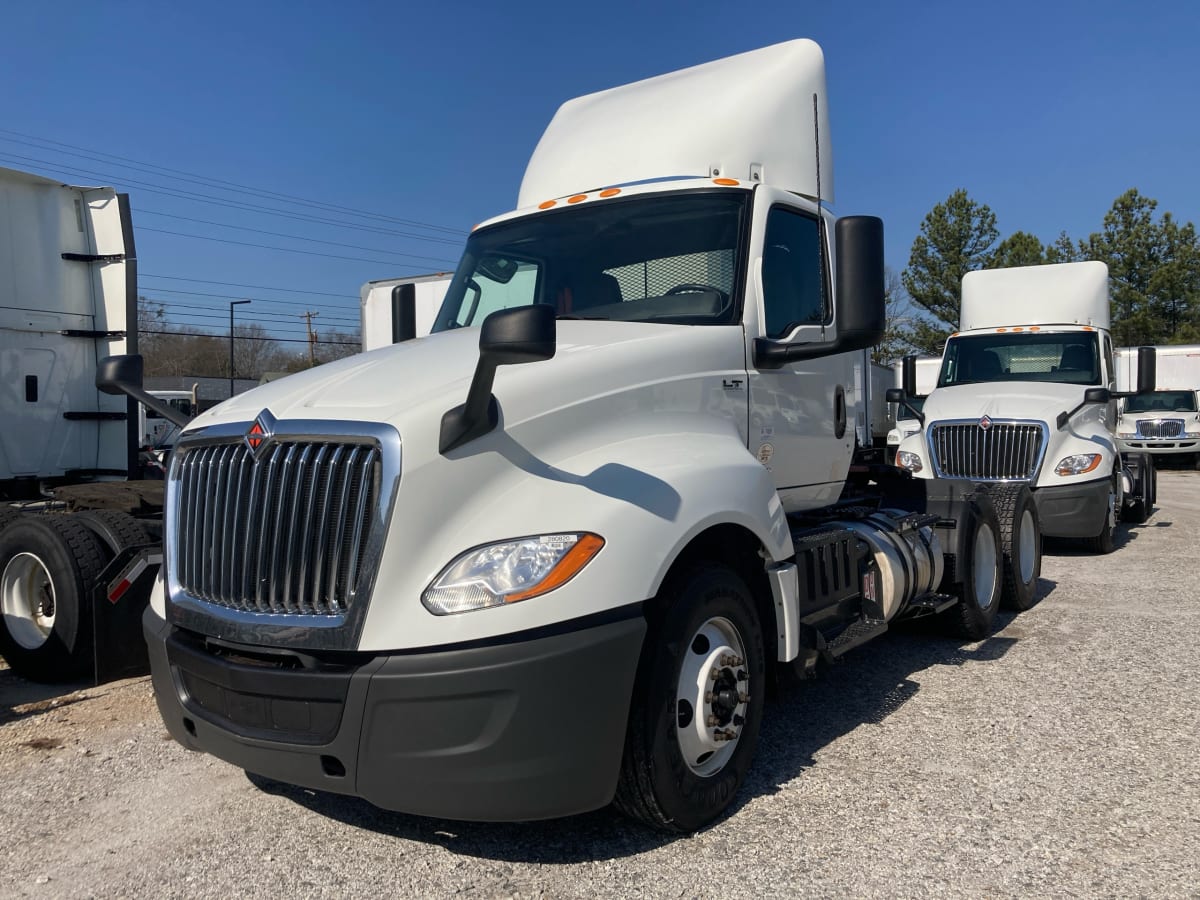 2020 Navistar International LT625 DAYCAB T/A 280820