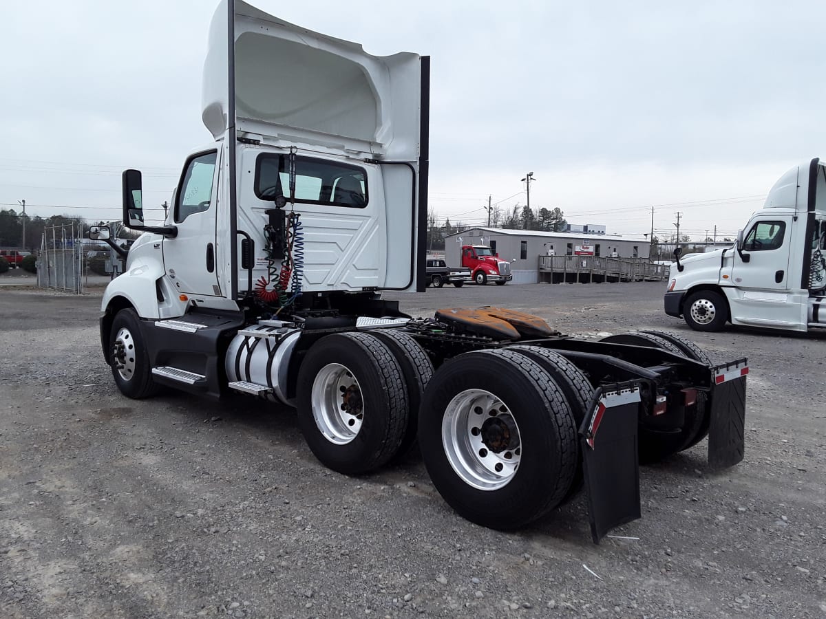 2020 Navistar International LT625 DAYCAB T/A 280831