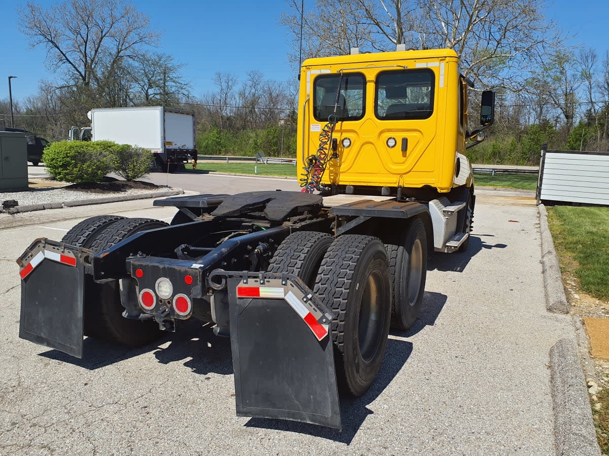 2020 Freightliner/Mercedes NEW CASCADIA 116 280880