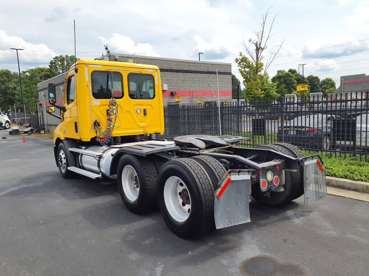 2020 Freightliner/Mercedes NEW CASCADIA 116 280888
