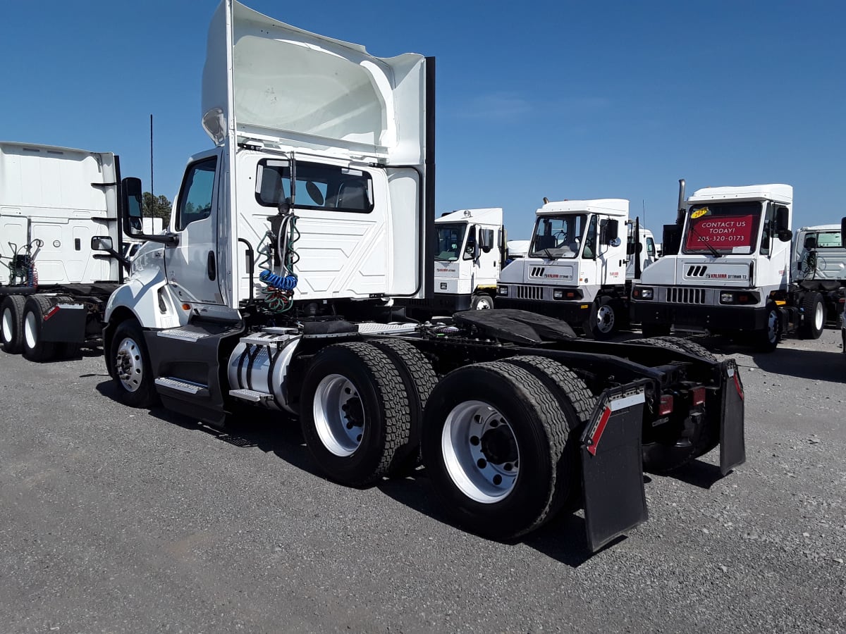 2020 Navistar International LT625 DAYCAB T/A 280918