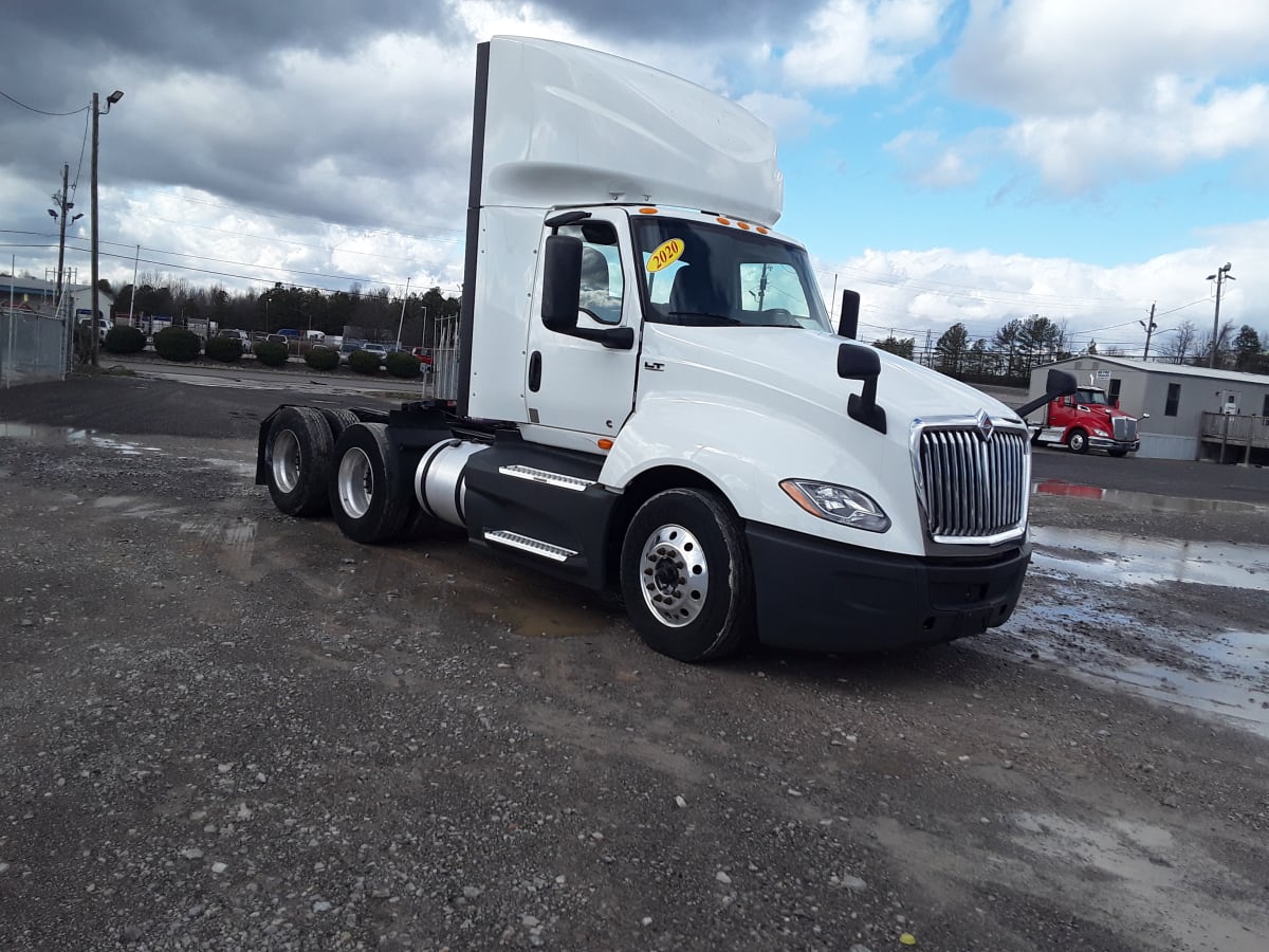 2020 Navistar International LT625 DAYCAB T/A 280919