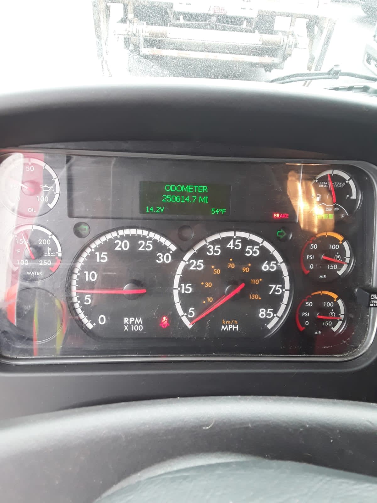 2020 Freightliner/Mercedes M2 106 281008