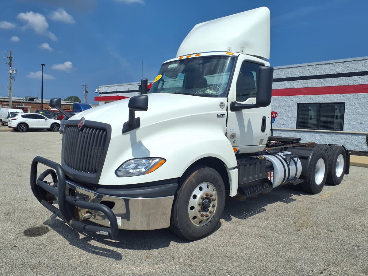 2020 Navistar International LT625 DAYCAB T/A 281027 2020 Navistar International LT625 DAYCAB T/A 281027