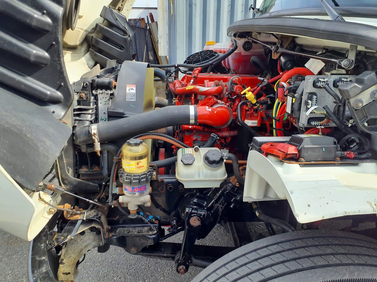 2020 Freightliner/Mercedes M2 106 281123