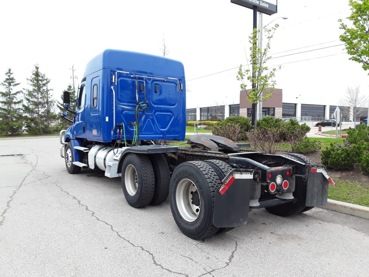 2020 Freightliner/Mercedes NEW CASCADIA 126 281195